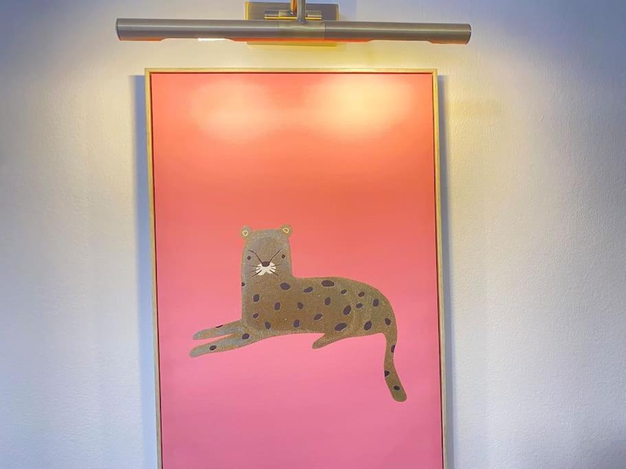 The Spotted Cat… London! Apartment Exterior photo